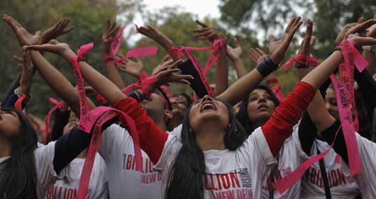 One billion rising: για τη βία κατά των γυναικών